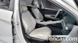 Hyundai AVANTE 1.6 2021 года из Южной Кореи