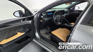 Kia K5 1.6 Turbo 2020 года из Южной Кореи