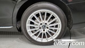 Mercedes-Benz E-Class E250 Exclusive 2021 года из Южной Кореи