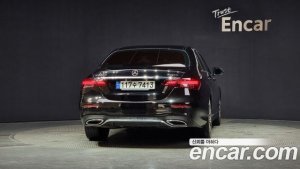 Mercedes-Benz E-Class E220d 4MATIC AMG Line 2021 года из Южной Кореи