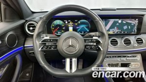 Mercedes-Benz E-Class E220d 4MATIC AMG Line 2021 года из Южной Кореи