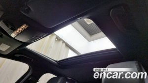 Mercedes-Benz E-Class E220d 4MATIC AMG Line 2021 года из Южной Кореи