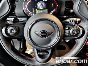 Mini Clubman JCW 2021 года из Южной Кореи