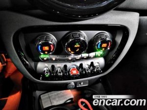 Mini Clubman JCW 2021 года из Южной Кореи