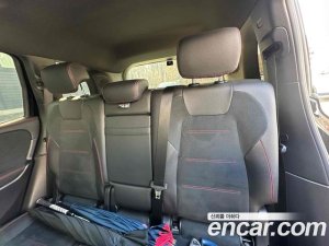 Mercedes-Benz GLB-Class GLB250 4MATIC 2021 года из Южной Кореи