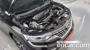 Renault-KoreaSamsung QM6 2.0 GDe RE Signature 2WD 2020 года из Южной Кореи