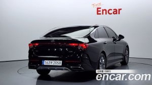 Kia K5 2021 года из Южной Кореи