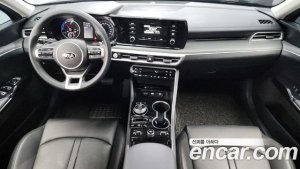 Kia K5 2021 года из Южной Кореи