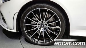 Mercedes-Benz CLS-Class CLS450 4MATIC AMG Line 2021 года из Южной Кореи