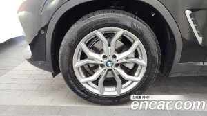 BMW X4 xDrive20d xLine 2021 года из Южной Кореи