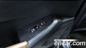 Kia Seltos Бензин 1.6 Turbo 2WD 2020 года из Южной Кореи