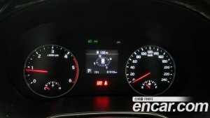 Kia Seltos Дизель 1.6 2WD 2020 года из Южной Кореи