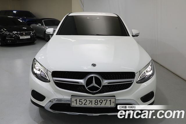 Mercedes-Benz GLC-Class GLC300 4MATIC Coupe 2019 года из Кореи