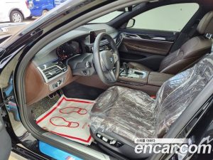 BMW 7-Series 740Li xDrive M Sport 2020 года из Южной Кореи
