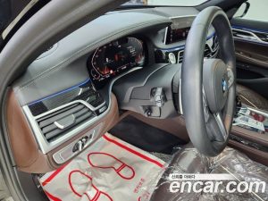 BMW 7-Series 740Li xDrive M Sport 2020 года из Южной Кореи
