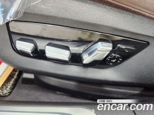 BMW 7-Series 740Li xDrive M Sport 2020 года из Южной Кореи