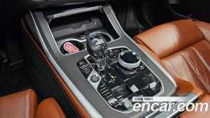 BMW X7 xDrive 40i Design Pure Excellence 6인승 2020 года из Южной Кореи