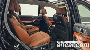 BMW X7 xDrive 40i Design Pure Excellence 6인승 2020 года из Южной Кореи