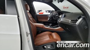 BMW X5 M50i 2021 года из Южной Кореи