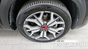 Kia Seltos Бензин 1.6 Turbo 4WD 2021 года из Южной Кореи
