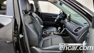 Kia Seltos Бензин 1.6 Turbo 4WD 2021 года из Южной Кореи