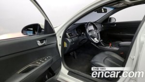 Kia K5 2.0 2020 года из Южной Кореи