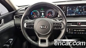Kia K5 Prestige 2020 года из Южной Кореи