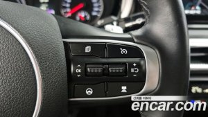 Kia K5 Prestige 2020 года из Южной Кореи
