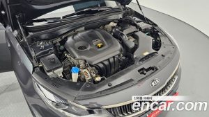 Kia K5 2.0 2020 года из Южной Кореи