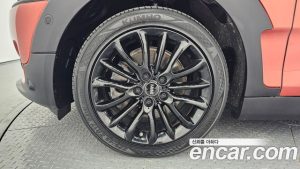 Mini Clubman High 2020 года из Южной Кореи