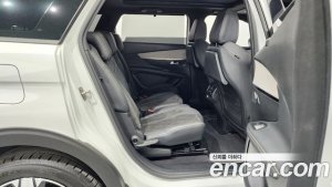 Peugeot 5008 2.0 BlueHDi GT 2020 года из Южной Кореи