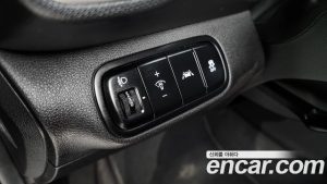 Hyundai Venue 1.6 Modern 2020 года из Южной Кореи