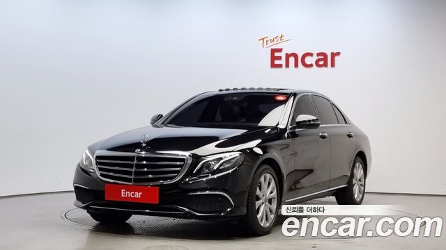 Mercedes-Benz E-Class E220d Exclusive 2019 года из Кореи