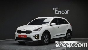Kia Niro 1.6 HEV 2020 года из Южной Кореи