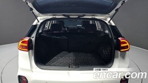 Kia Niro 1.6 HEV 2020 года из Южной Кореи