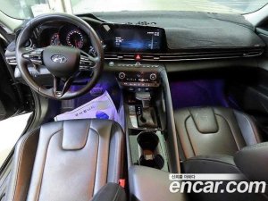 Hyundai AVANTE 1.6 2021 года из Южной Кореи