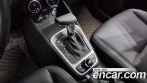 Hyundai Venue 1.6 Modern 2021 года из Южной Кореи