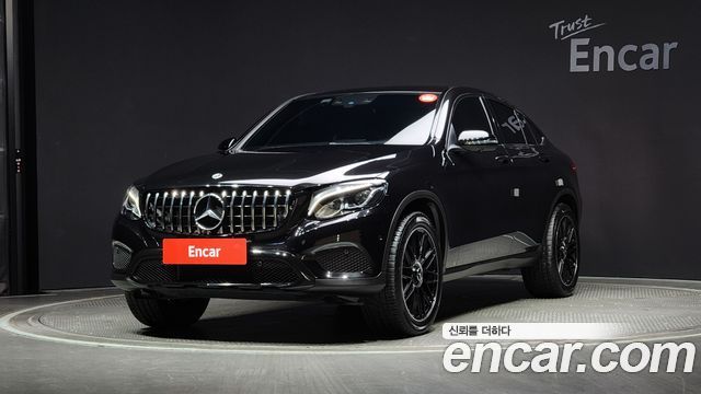 Mercedes-Benz GLC-Class GLC300 4MATIC Coupe 2019 года из Кореи