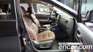 Renault-KoreaSamsung QM6 2.0 GDe RE Signature 2WD 2020 года из Южной Кореи