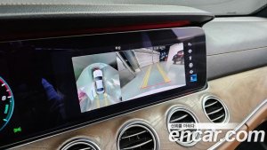 Mercedes-Benz E-Class E300e 4MATIC Exclusive 2021 года из Южной Кореи