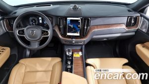 Volvo XC60 B5 Inscription 2021 года из Южной Кореи