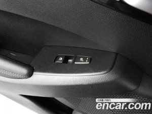 Kia Seltos Бензин 1.6 Turbo 2WD 2020 года из Южной Кореи