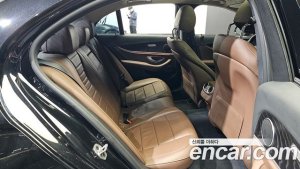 Mercedes-Benz E-Class E220d Avantgarde 2020 года из Южной Кореи