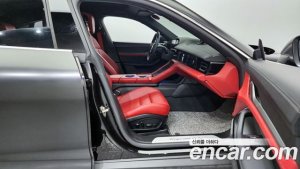 Porsche Taycan 4S 2021 года из Южной Кореи