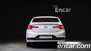 Hyundai AVANTE 1.6 2020 года из Южной Кореи