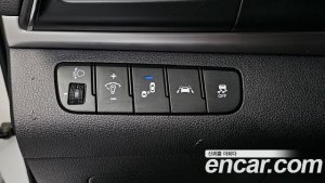 Hyundai AVANTE 1.6 2020 года из Южной Кореи