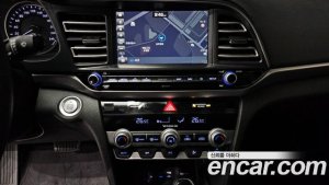 Hyundai AVANTE 1.6 2020 года из Южной Кореи