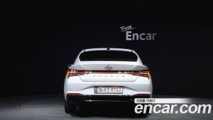 Hyundai AVANTE Inspiration 2021 года из Южной Кореи