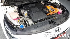 Hyundai AVANTE Inspiration 2021 года из Южной Кореи