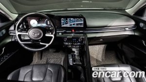 Hyundai AVANTE Inspiration 2021 года из Южной Кореи